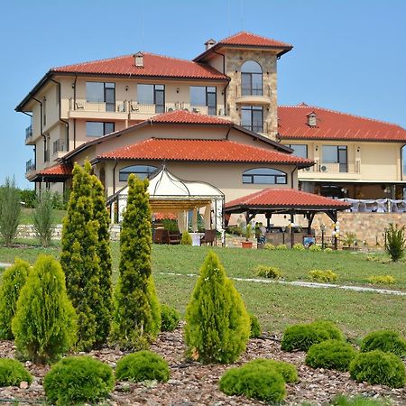 Chateau-Hotel Trendafiloff -B&B Chirpan Exterior foto